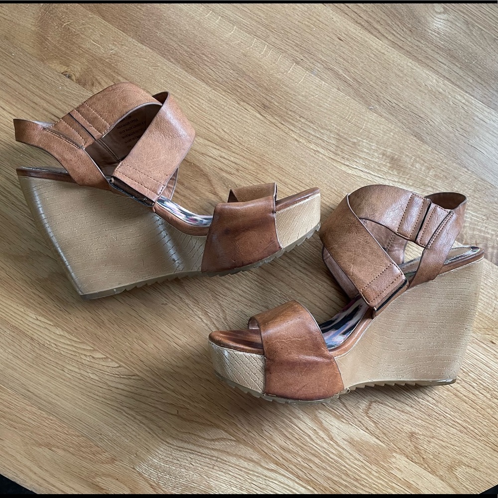 Madden Girl Brown Leather Wedges